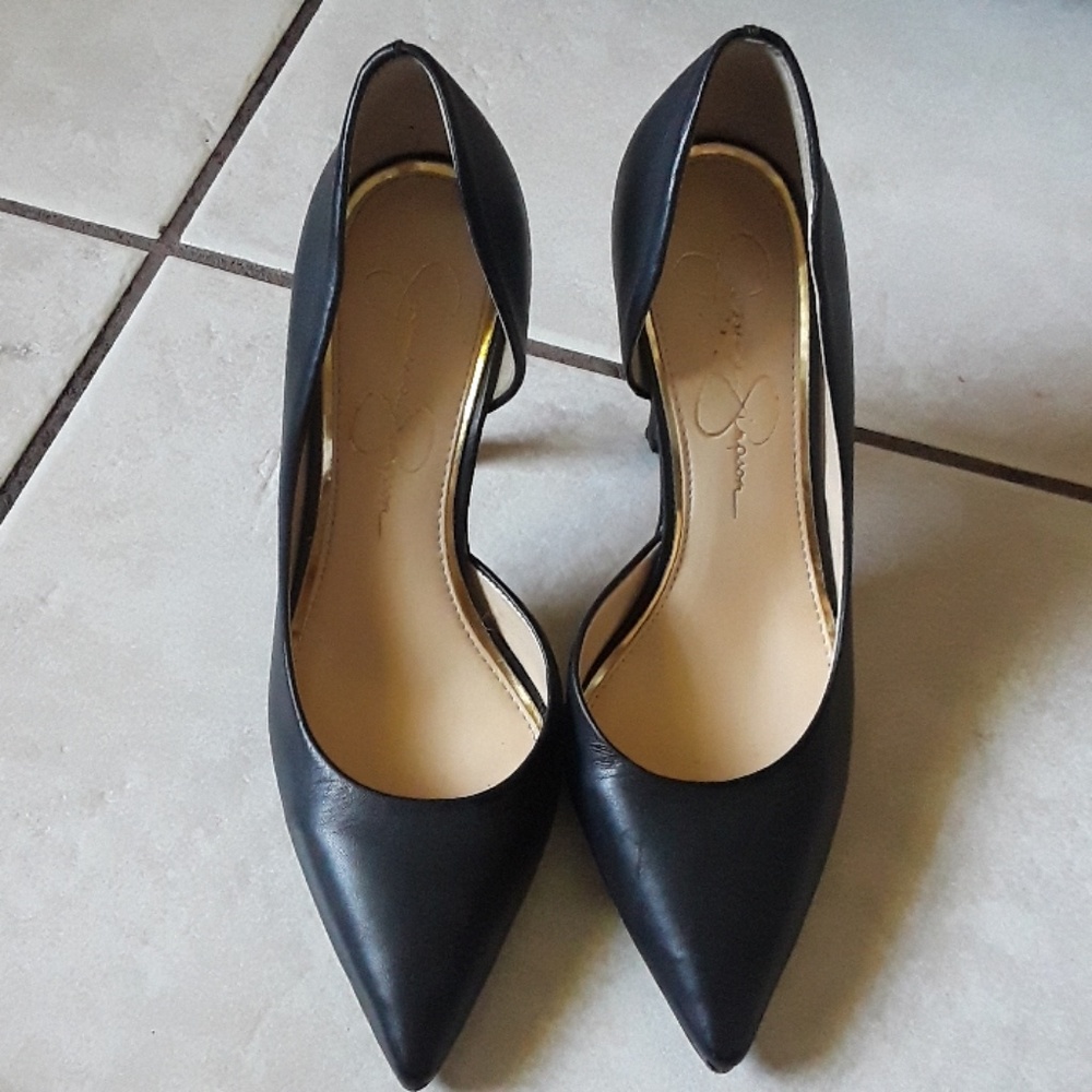 Jessica Simpson heels D'orsay